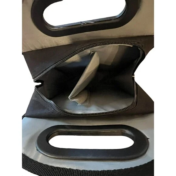 Wine Picnic Tote Insulated Set w Glasses Opener Napkins Cork New Gift New - Picture 6 of 9